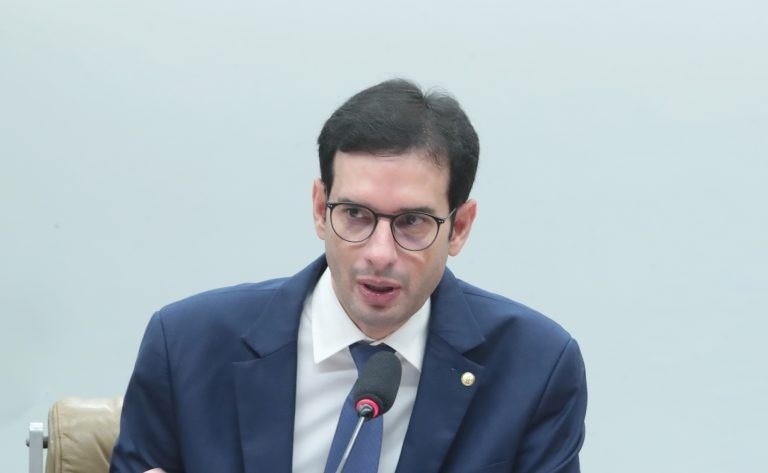 PDT Animal apoia emenda que garante gratuidade no transporte de animais em voos nacionais