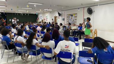 Novembro Negro: estudantes da rede estadual de Salvador discutem sobre letramento racial | SECOM