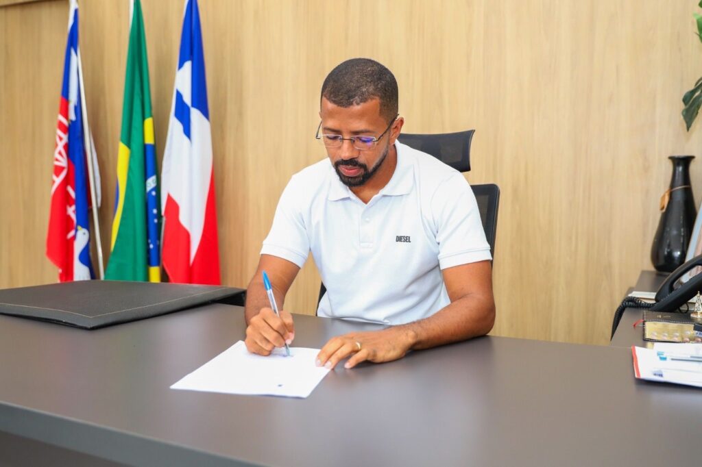 Prefeito Eriton lança programa de incentivo fiscal eliminando juros e multas em até 100% – Imprensa Bahia