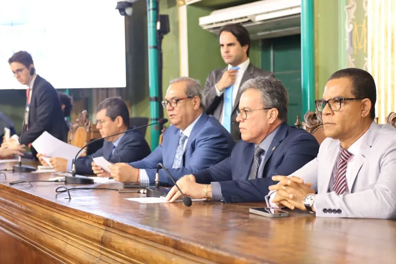 #Acesse Política