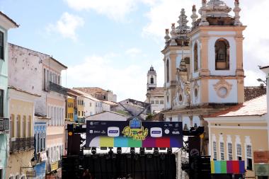 Bahia alcança marco histórico com mais de 100 festas literárias e amplia impacto cultural, educacional e social em 2025 | SECOM
