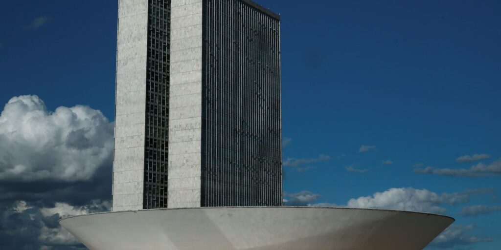 Comissão especial da Câmara aprova novo Plano Nacional de Educação