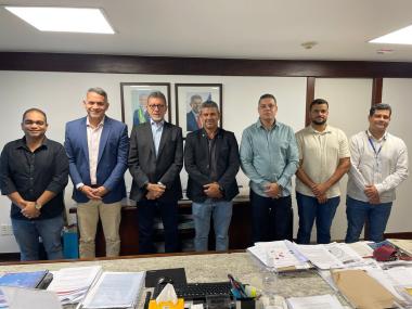 Governo discute instalação de empresa de processamento de citrus em Rio Real | SECOM