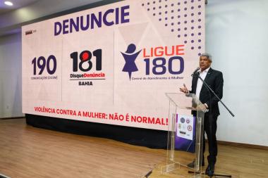 Lançamento do Baralho Lilás amplia busca por foragidos por crimes contra mulheres | SECOM