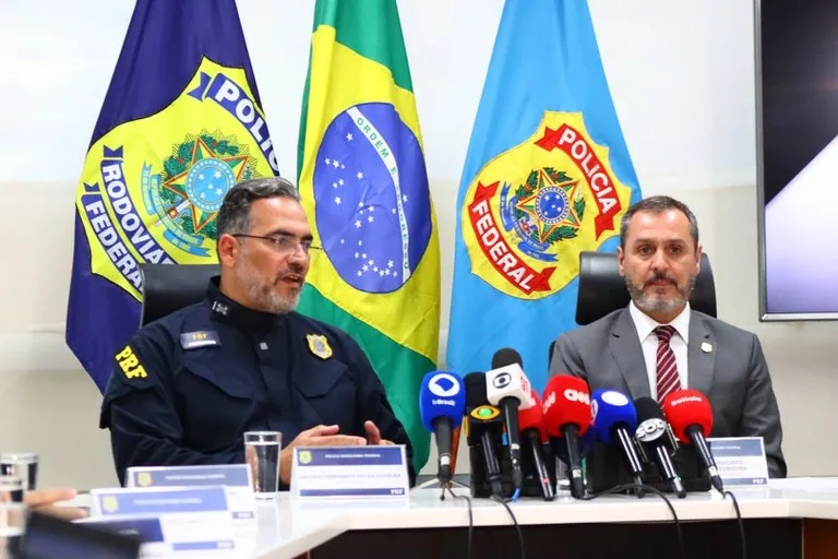 #Acesse Política
