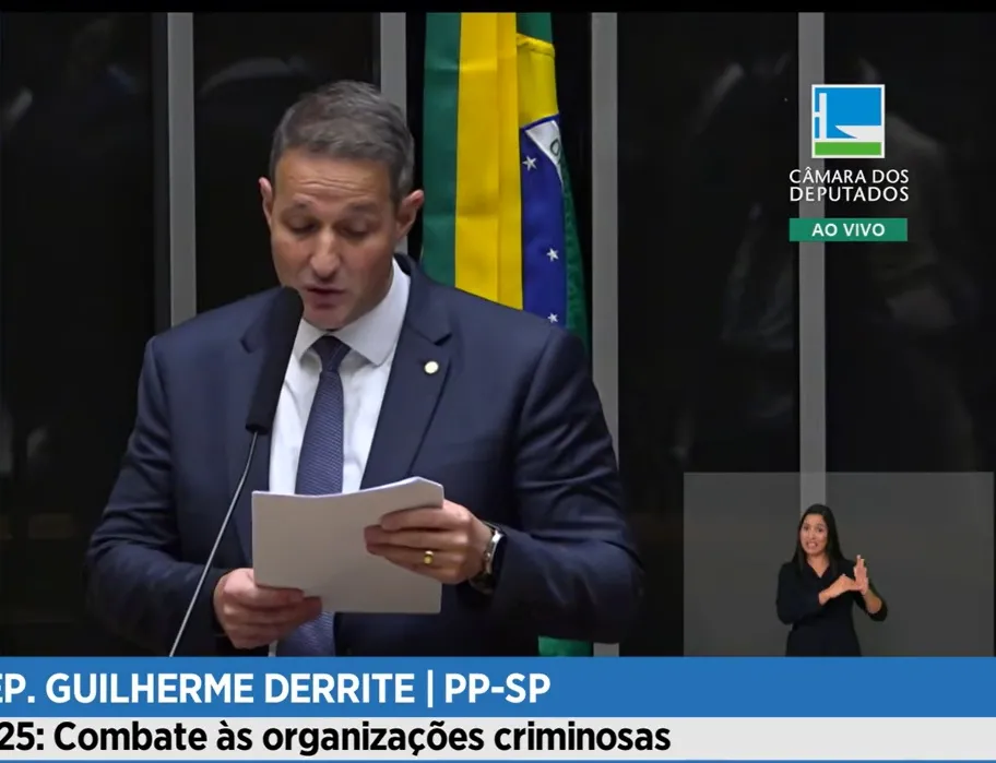 #Acesse Política