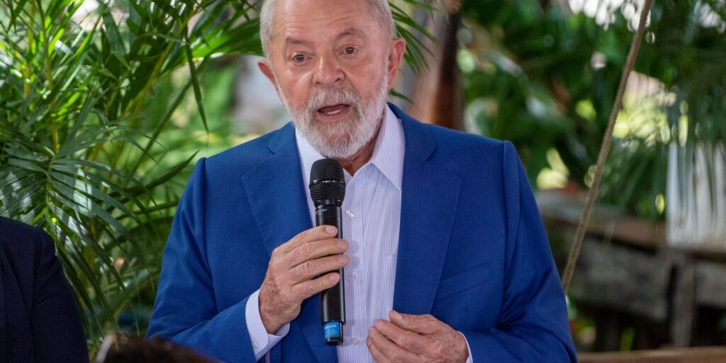 Em pronunciamento, Lula destaca ações para combate ao feminicídio