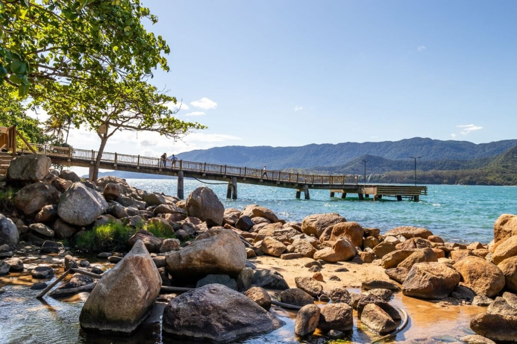Roteiro de 3 dias em Ilhabela: praias, cachoeiras e passeios