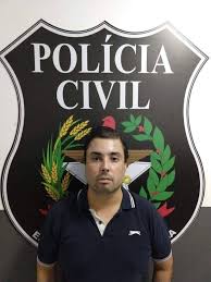 Médico Neandro preso por estupro em Utajaí