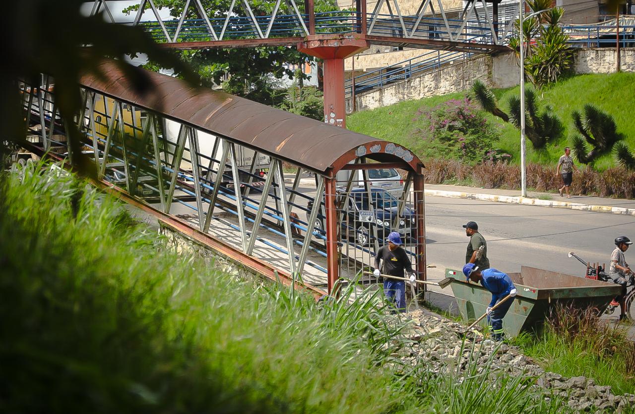 Obras avançam e equipes intensificam recuperação da passarela da Nova Candeias – Imprensa Bahia