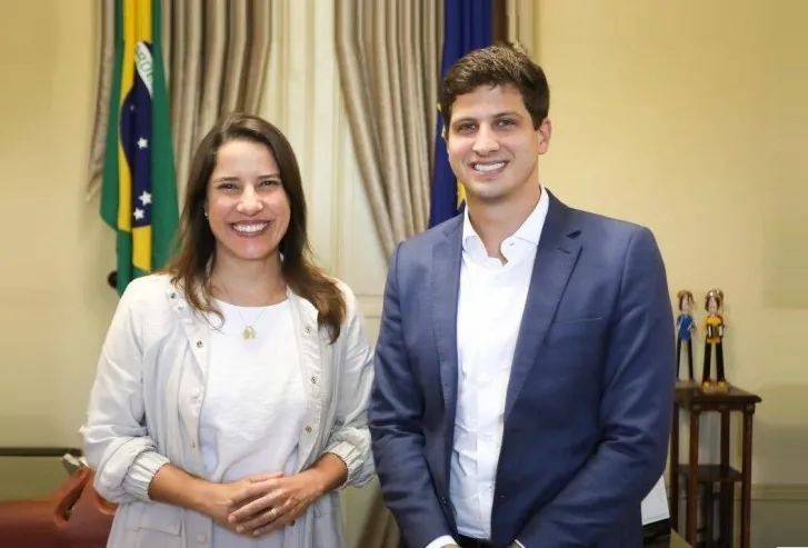 #Acesse Política