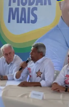 #Acesse Política