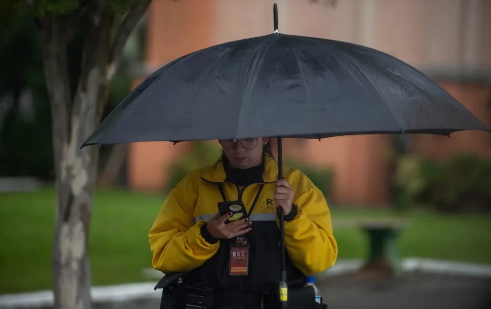 Rio Grande do Sul tem alerta para temporais, granizo e ventos acima de 90 km/h