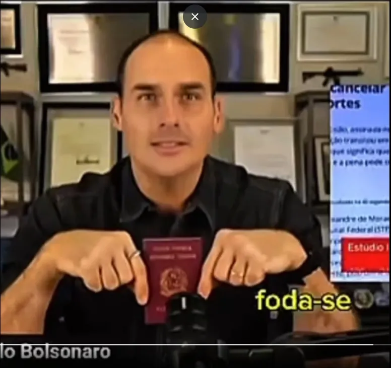 #Acesse Política